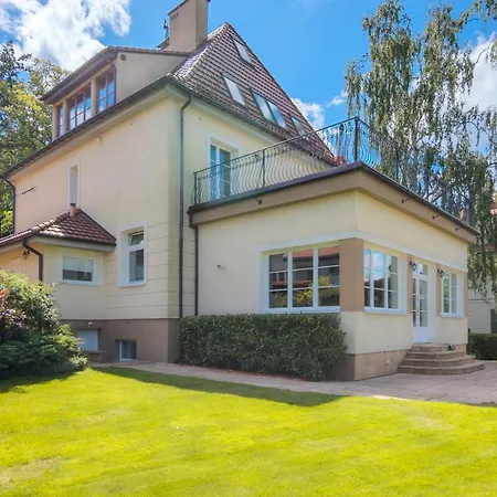 Apartman Spacious & Elegant For 8 Guests In By Renters Sopot