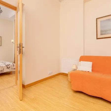Apartman Spacious & Elegant For 8 Guests In By Renters Sopot